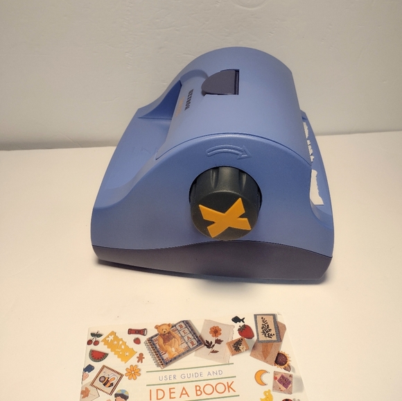 Xyron Create-A-Sticker Model 500 With Box And Idea Book. - Picture 4 of 6